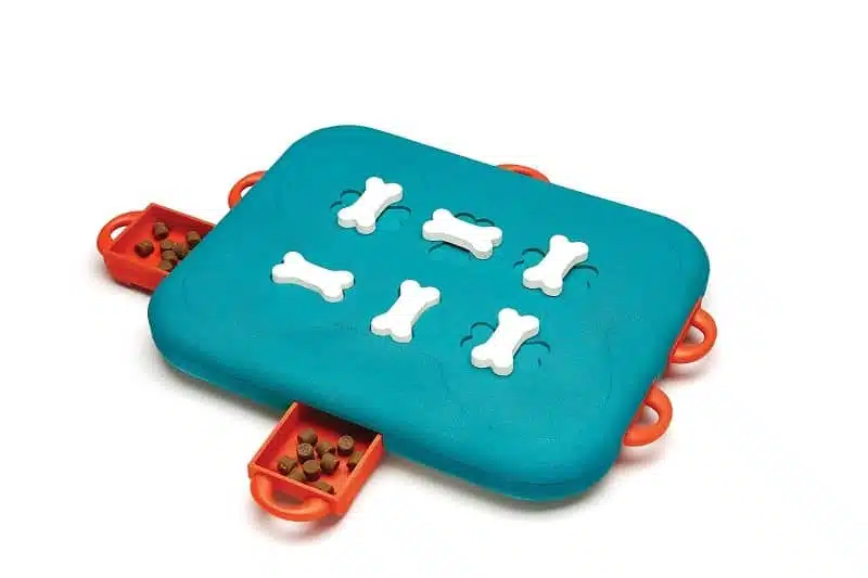 Nina Ottosson® Dog Casino (Level 3)